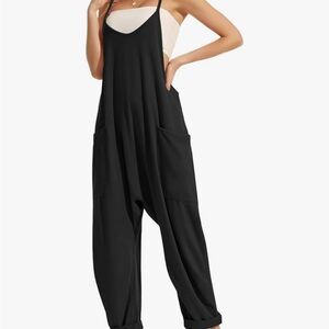 Women's Black Jumpsuit / Baggy Overalls w Pockets
